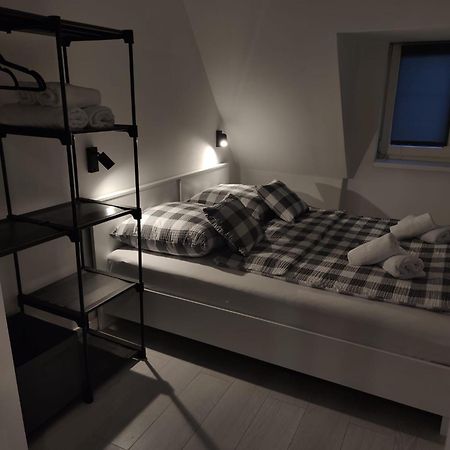 Apartament Michalowskiego W Poblizu Radiostacji Gliwice Exteriör bild