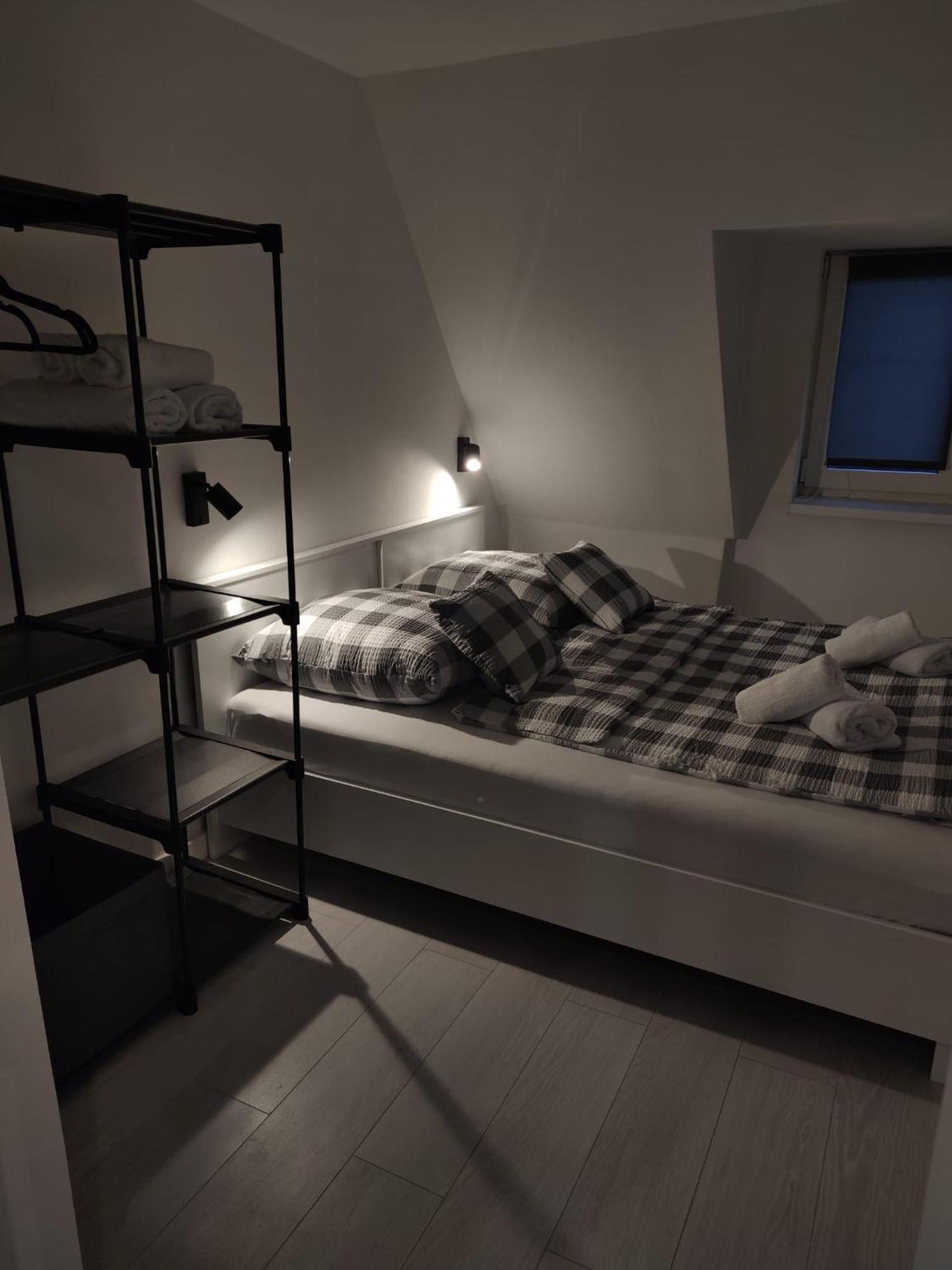 Apartament Michalowskiego W Poblizu Radiostacji Gliwice Exteriör bild